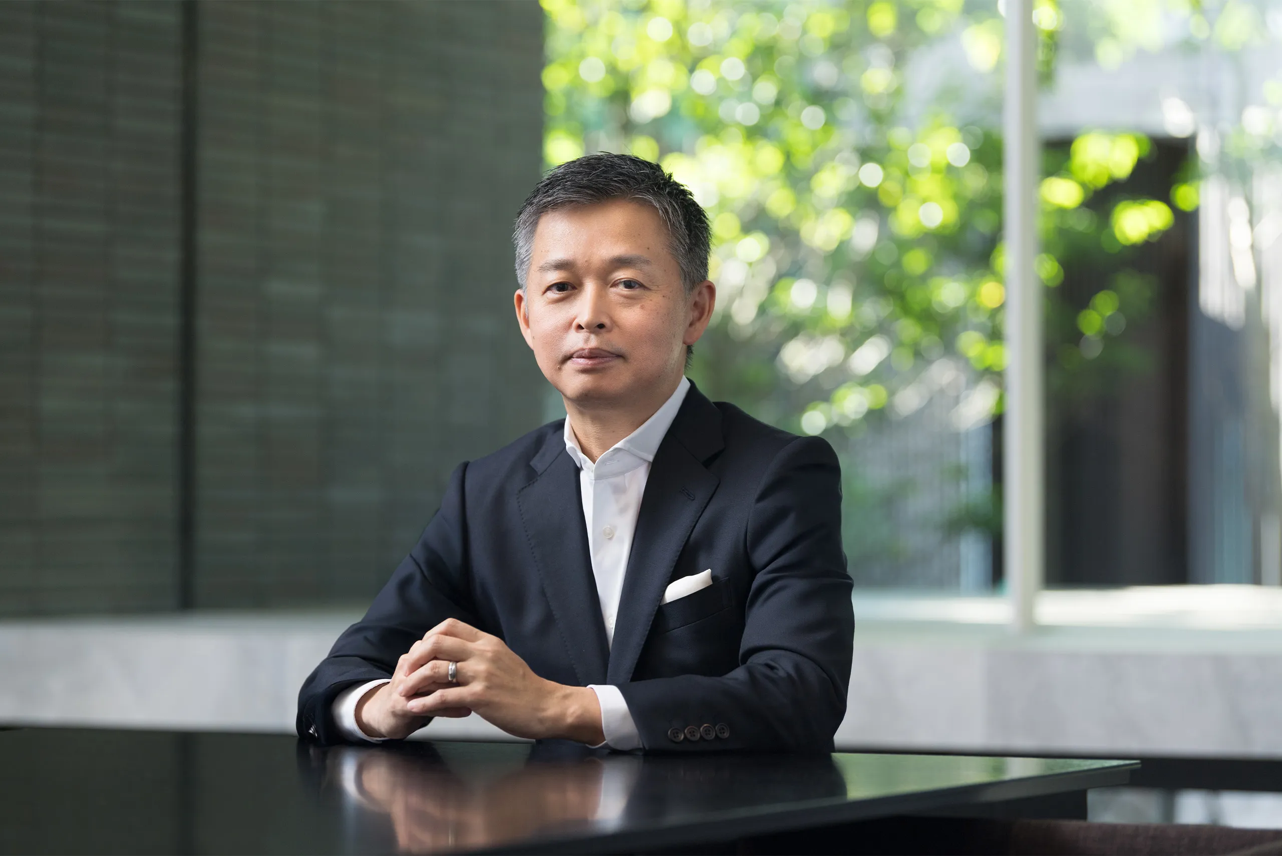 代表取締役社長 小笠原一義 写真